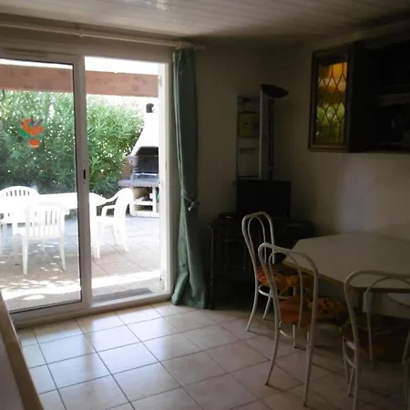 Holidayland 323 T2 Mezzanine 8 Couchages Climatise