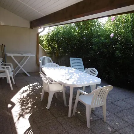 Apartment Holidayland 323 T2 Mezzanine 8 Couchages Climatise *